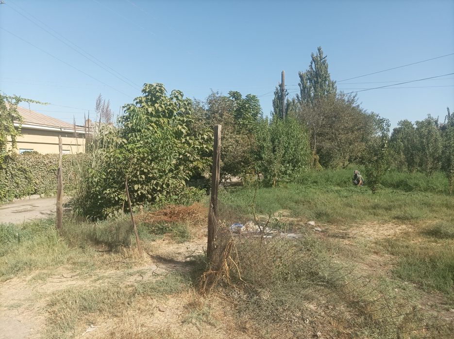 Uy sotiladi  Дом продается