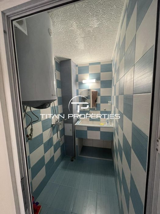 Дава се под наем Четиристаен апартамент в Варна, Възраждане 3 - 78 кв.м за 550 € - Снимка #10