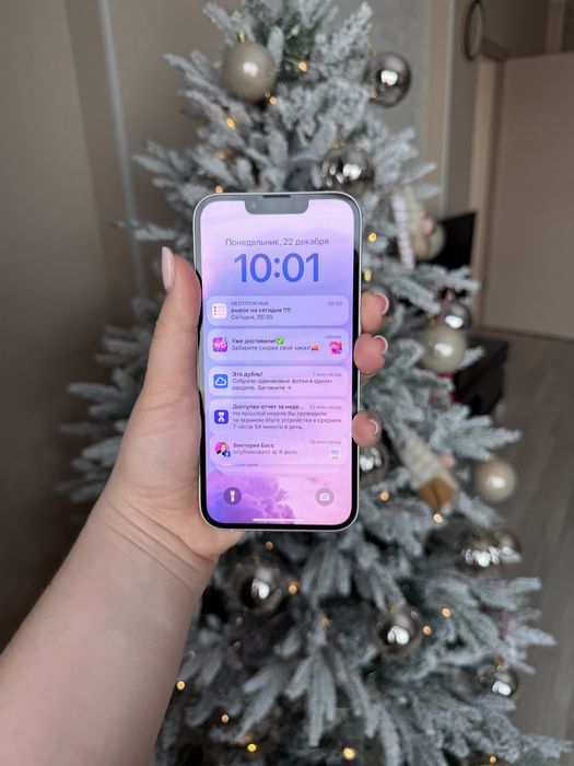 Продаю iphone 13