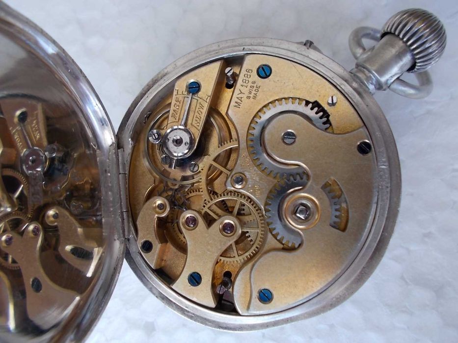 швейцарски джобен часовник PHENIX