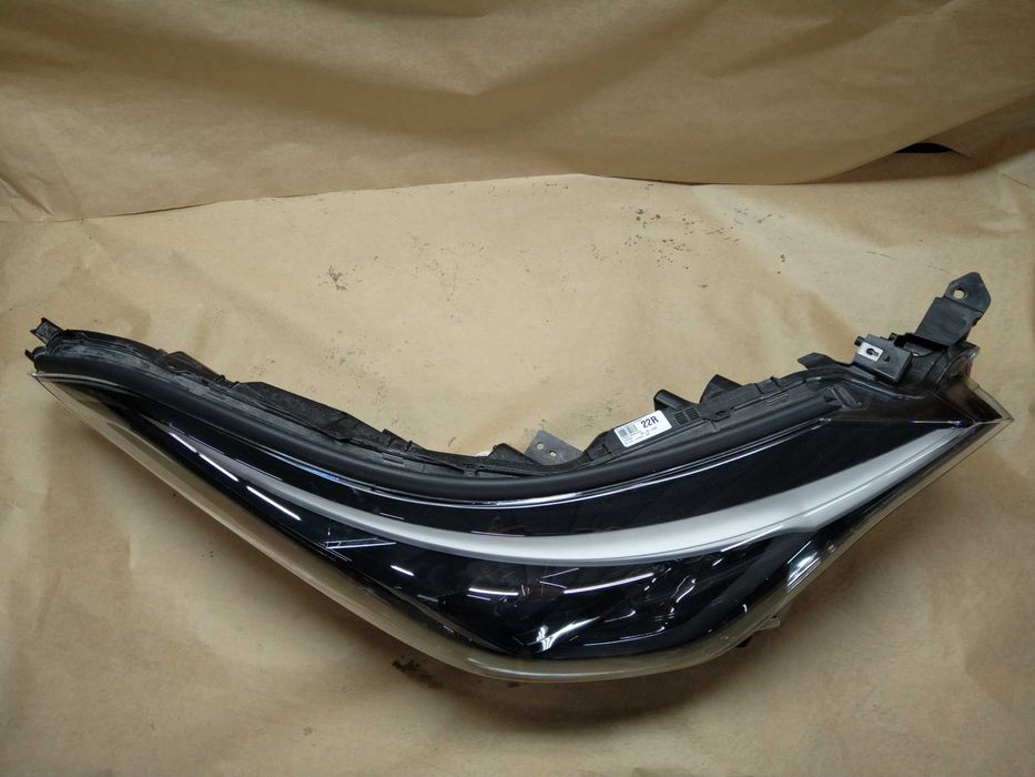 Фар десен Toyota CH-R 2023 Full LED