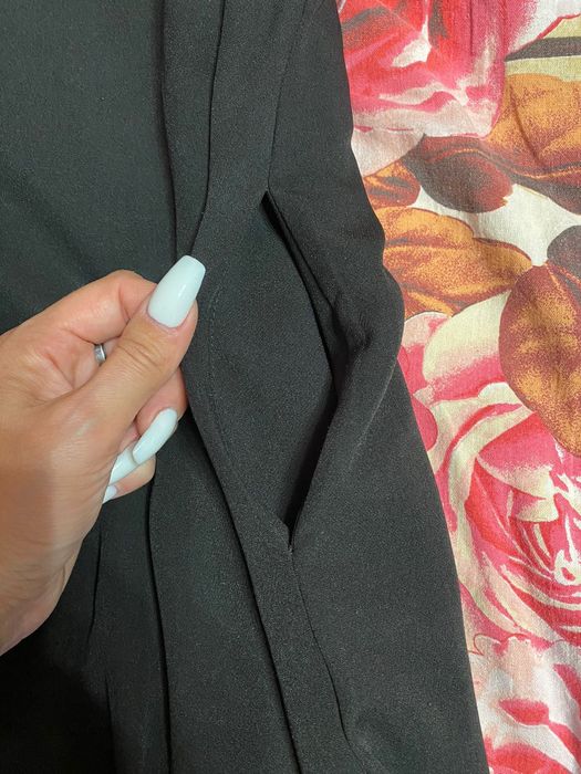 Платье читайте описание