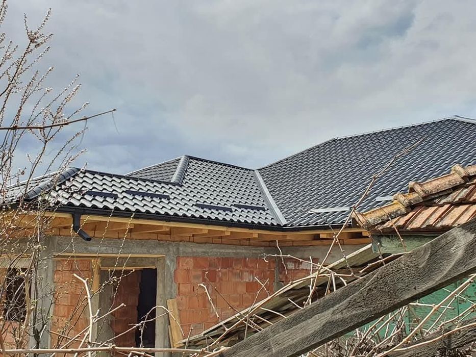 Reparatii Acoperisuri Urgente Infiltratii si Montaj Sisteme Complete