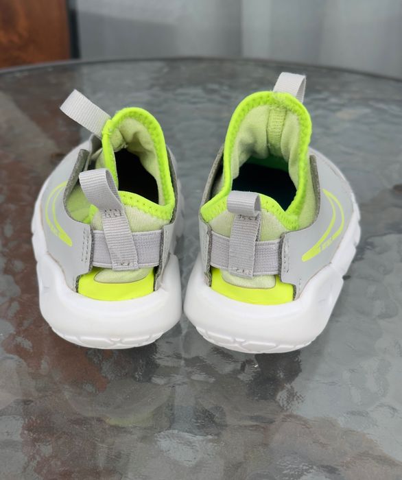 Бебешки маратонки Nike - размер 23.5