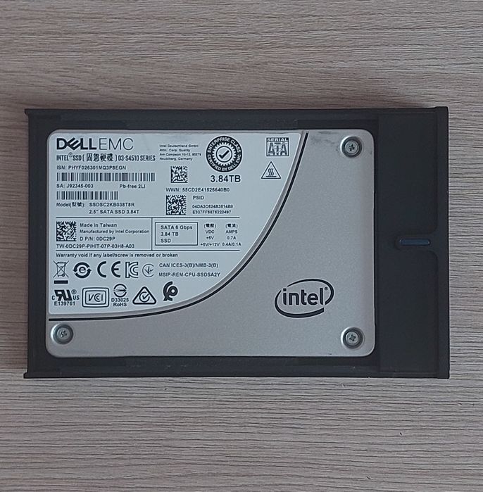 Твердотельный диск SSD 4TB