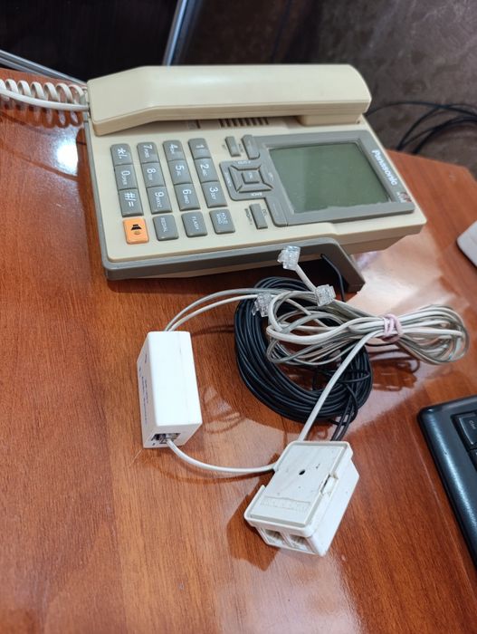 домашний телефон в хорошем состоянии