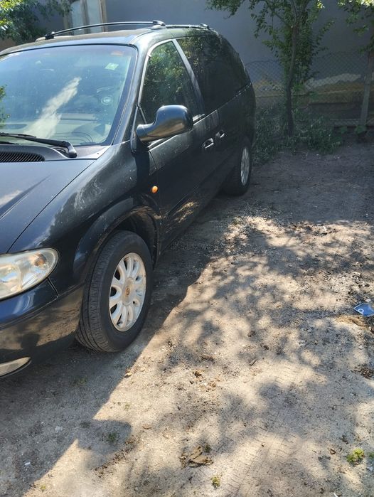 Vând chrysler voyager in stare perfectă