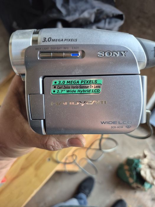 Sony Handycam DCR-HC94.