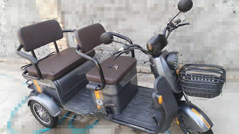 Skuter motobek 3 kishilik