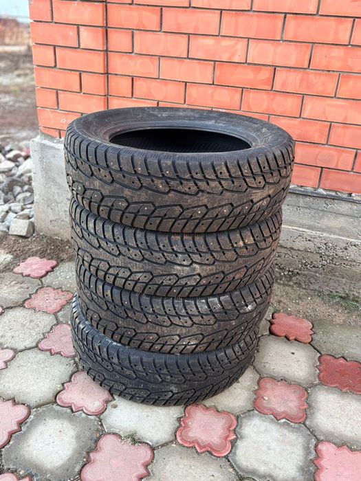 Продам Шины R18. 235/60/R18