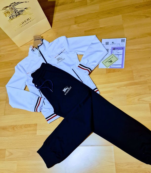 Trening dama Burbbery,bumbac,logo brodat,super calitate