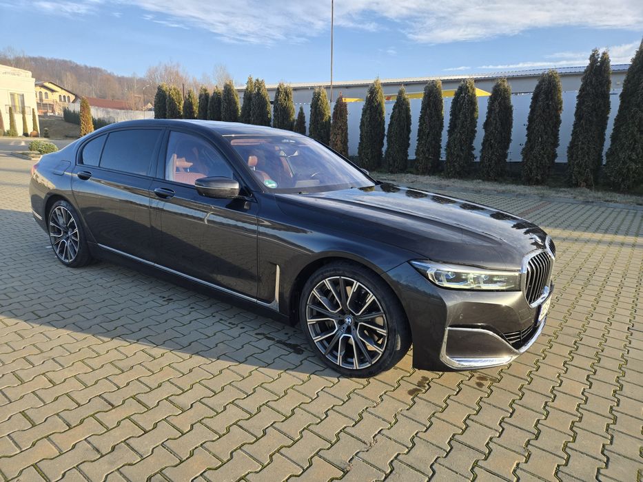 vând bmw 740 ld x drive  fab 2020 luna 12 doar cash variante 50k