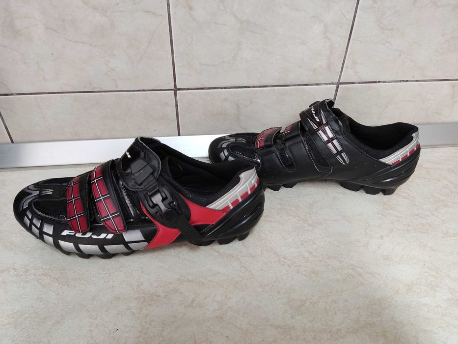 Pantofi  ciclism barbati FUJI /MTB marimea 43/28,5cm