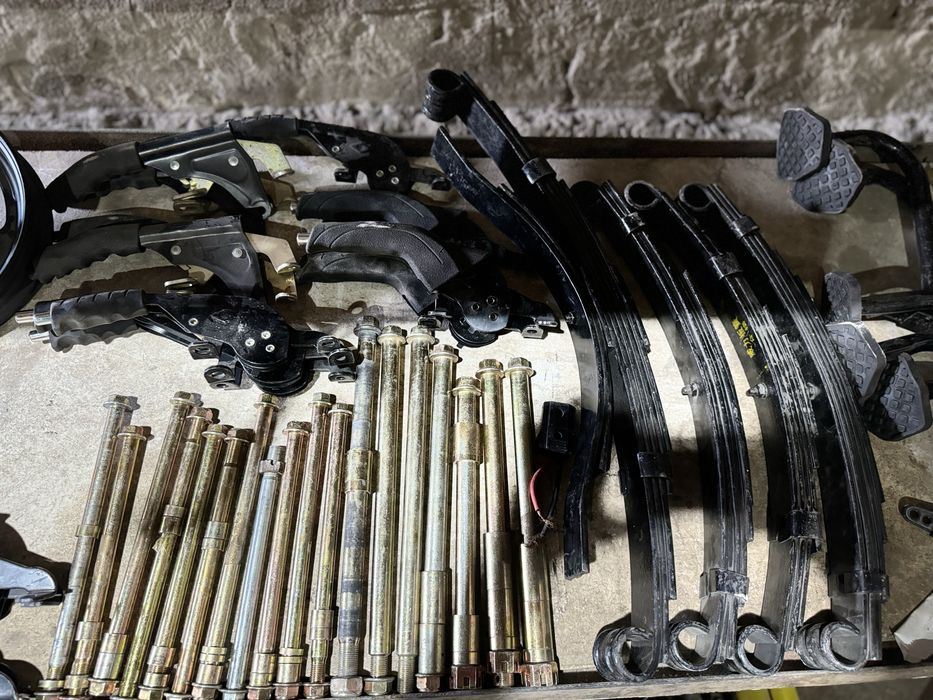 Скутер запчасть ассортименты