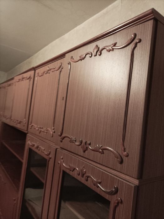 Стенка Румыния цвет орех