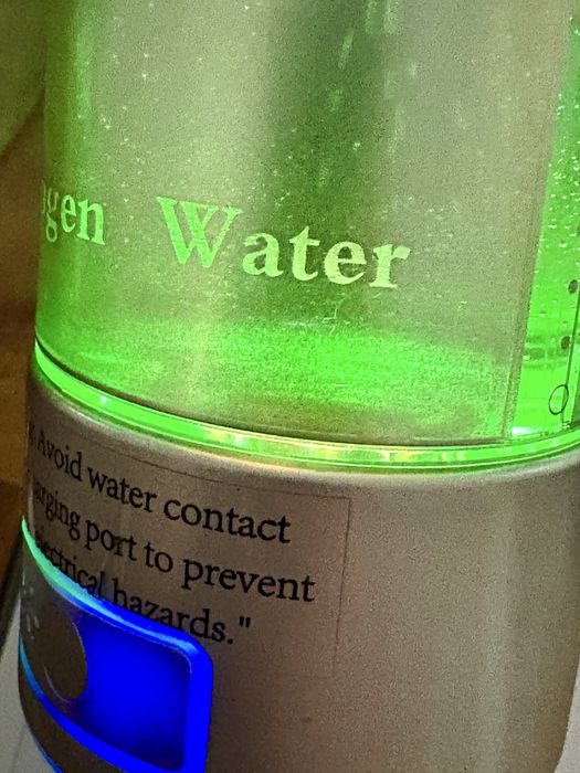 Бутилка за водородна вода на H2 Medical