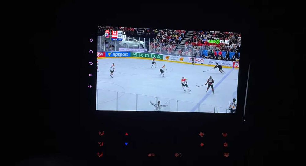 Navigatie Android Dedicata BMW Seria 3 E46 - QLed CarPlay