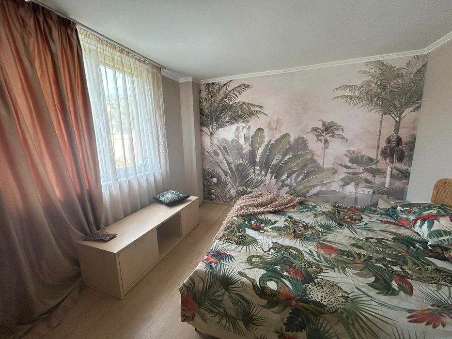 Голяма къща с басейн на 10 мин от плажовете на Бяла