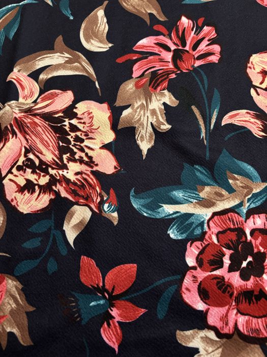 Елегантна флорална рокля