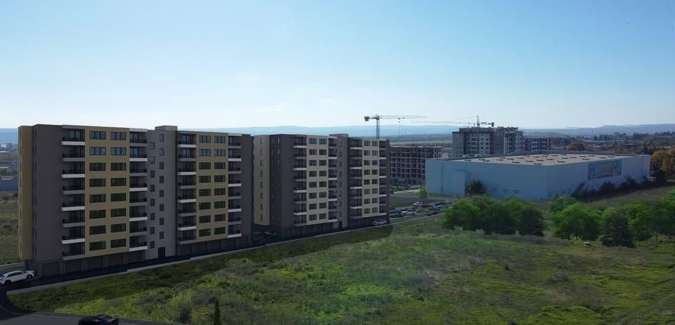 Продава се Тристаен апартамент в Варна, Владислав Варненчик - 95 кв.м за 784 €/кв.м - Снимка #2