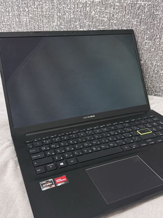 ASUS Vivobook 15 в продажу
