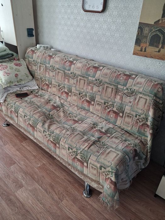 Диван раскладной б/у