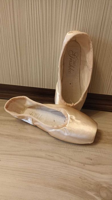 Чисто нови палци за балет