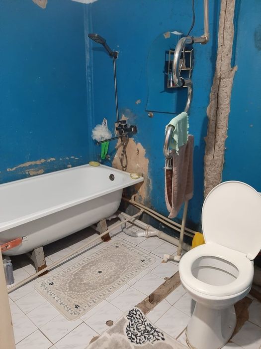 Продаётся квартира 3 комнатная