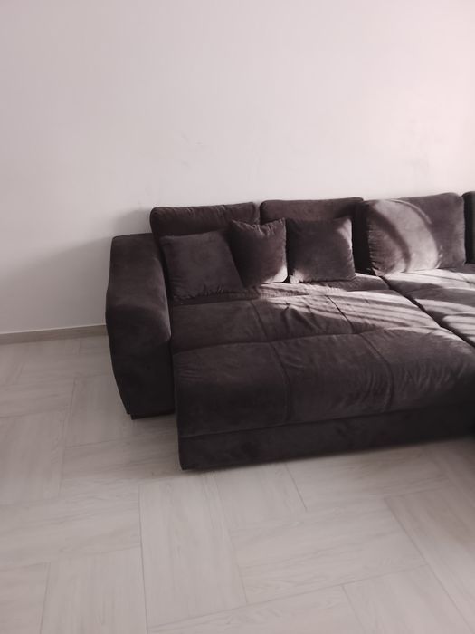 Coltar cu lada extensibil