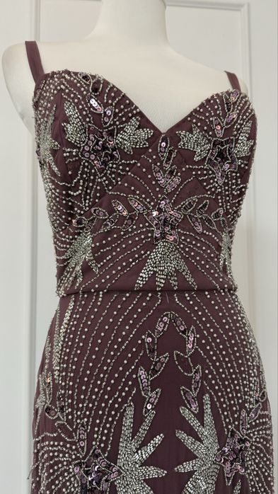 Rochie lunga bijuterie