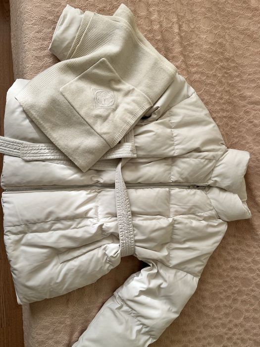 Пуховик . Недорого. Срочно.