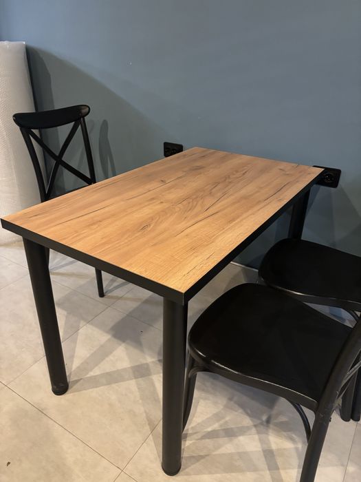 Столы стулья для кафе или кафейни