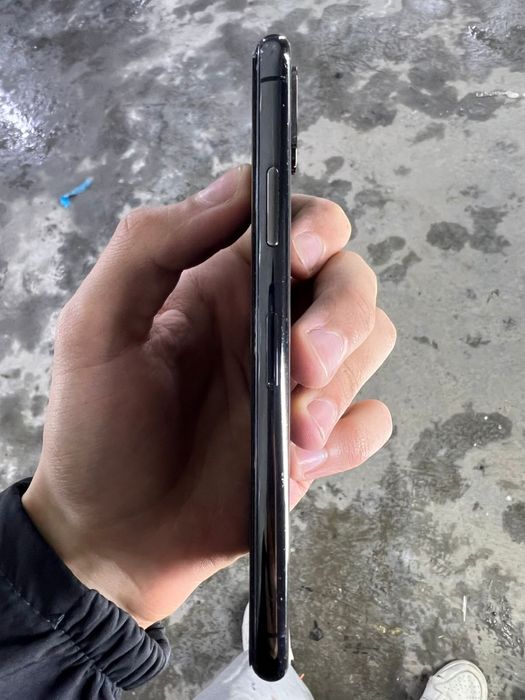 Продам iPhone Xs 64gb