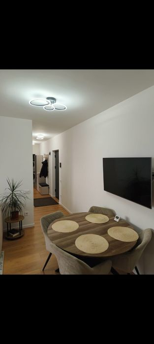 Apartament 3 camere + parcare CF