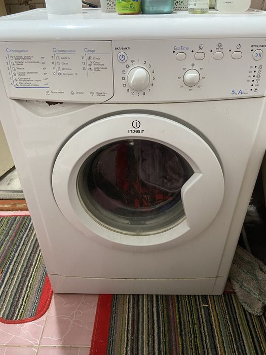 Продается стиральная машина Indesit