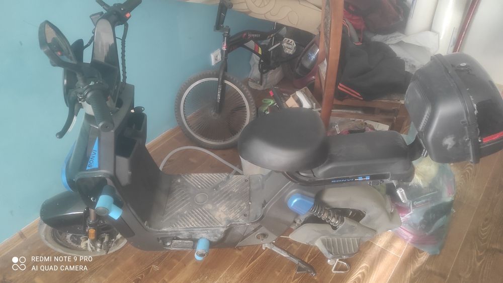 Электро скутер продается