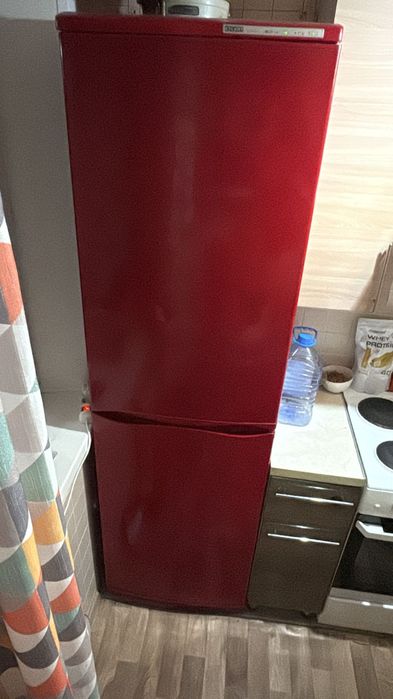 Продам холодильник