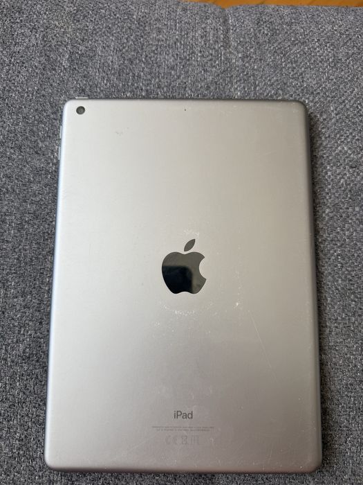 iPad 6 Negru 32Gb