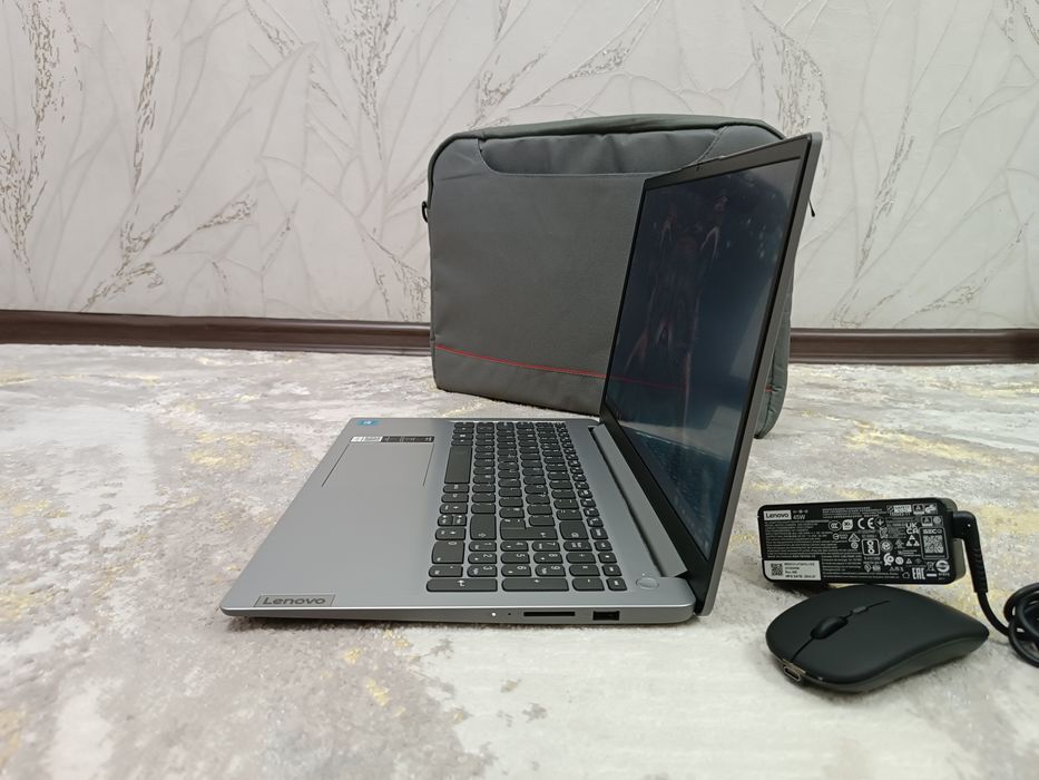 Notebook LENOVO 2024 Win 10 Pro Современный.