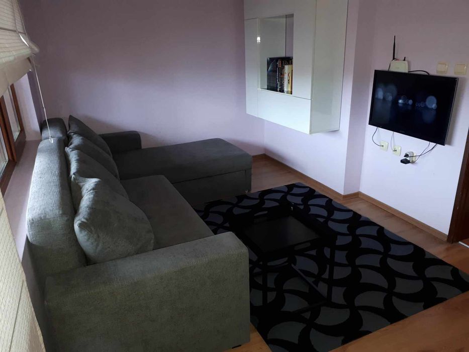 Давам под наем тристаен апартамент за целия сезон 2026 г.