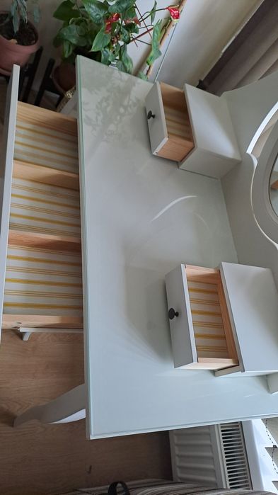 Тоалетка Hemnes Ikea