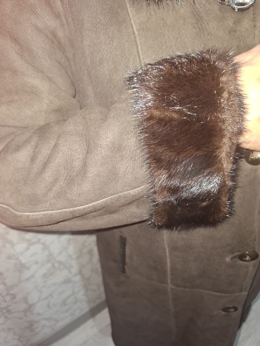 Дублёнка коричневая