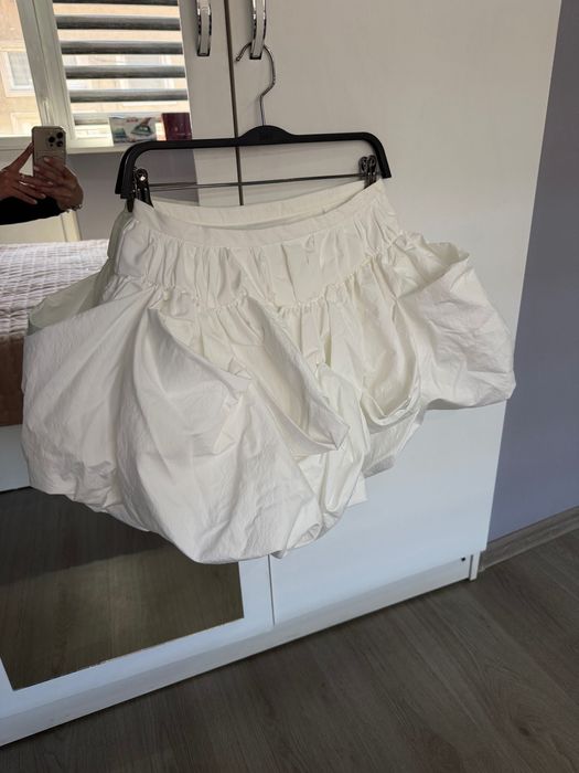 Zara пола балон