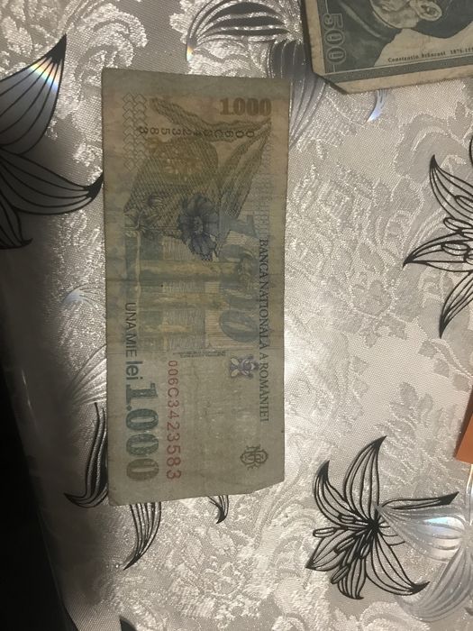 Banconte vechi de vanzare pentru colectionari.