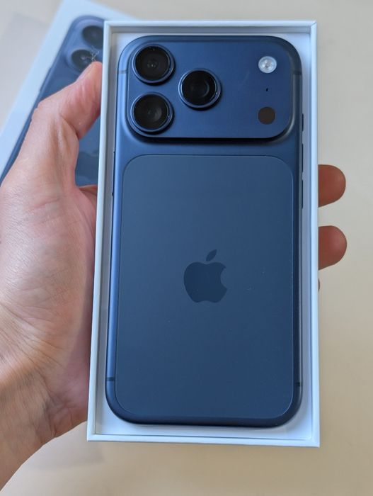 iPhone 17 Pro 256 gb ёмкость 100 EAC