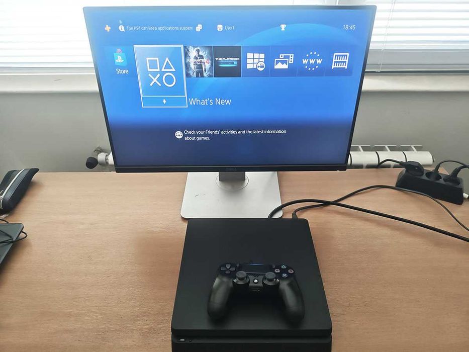 Playstation 4 Slim, със джойстик и кабели, PS4 Slim конзола