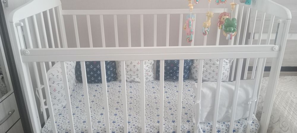 Продаю детскую кровать для малыша