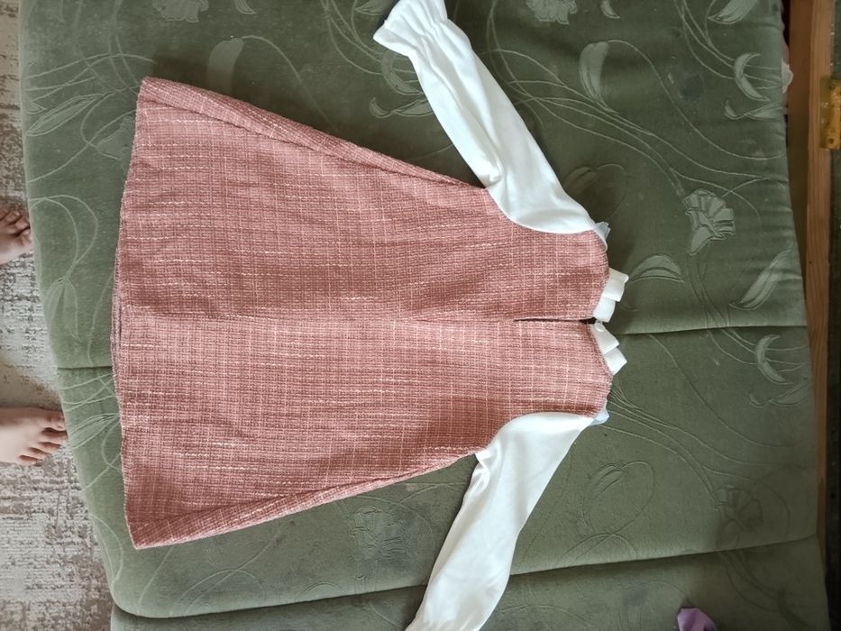 Продам платье на девочку, новая