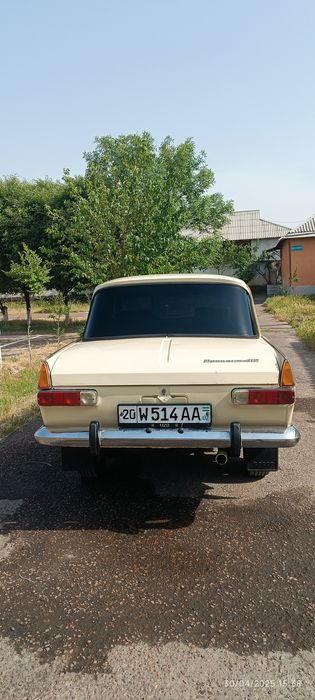 Moskvich 412 LEGENDA