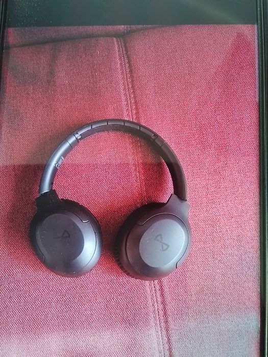 Casti in stare buna 100 lei ambele